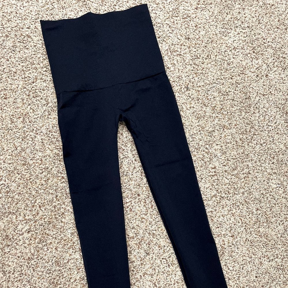 Motherhood Maternity Black Bounceback S/M